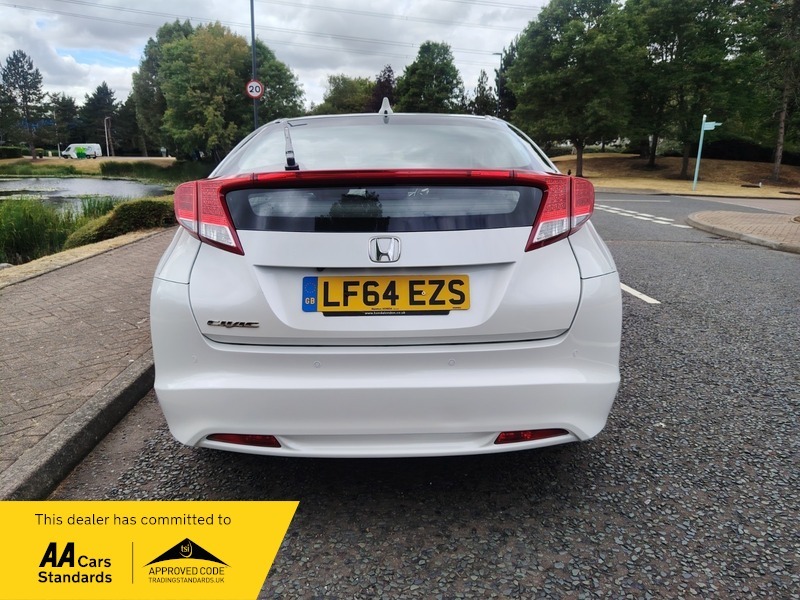 Honda Civic 1.8 I-vtec Es-t Hatchback White #6
