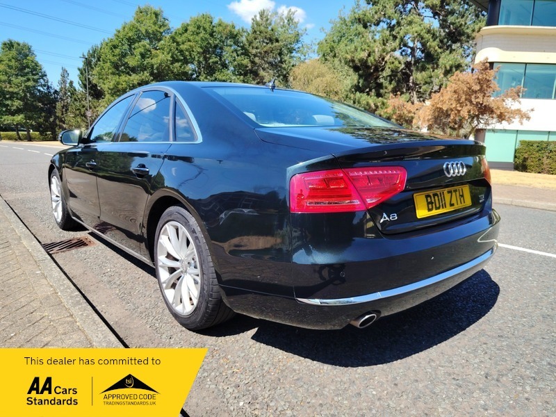 Audi A8 3.0 Tdi V6 Executive Black #5