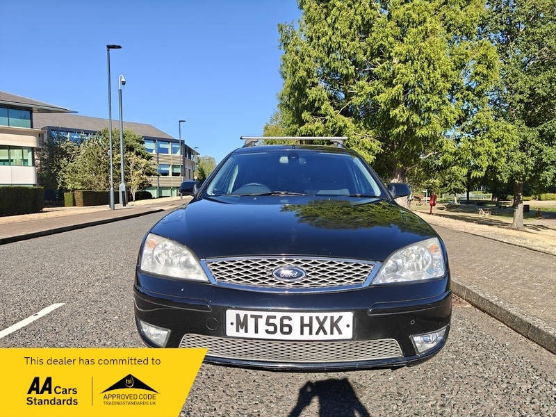 Ford Mondeo 2.0 Titanium Estate Black #2