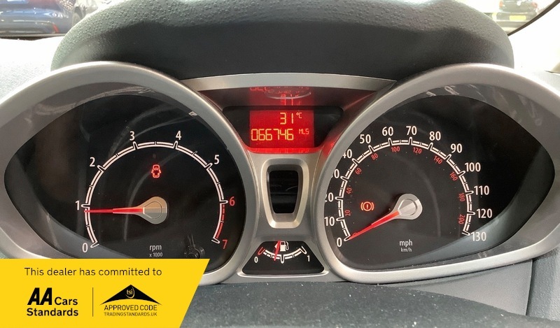 Ford Fiesta 1.4 Fiesta Zetec Tdci 70 Blue #12