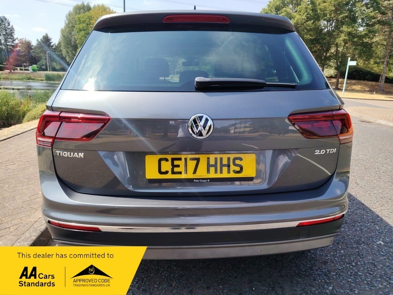 Volkswagen Tiguan 2.0 Tdi Bluemotion Tech Grey #6