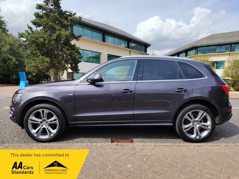 Audi Q5 2.0 Tdi S Line Grey #4