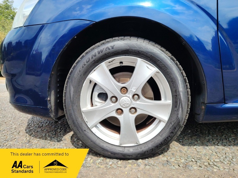 Toyota Corolla Verso 1.8 Vvt-i T Spirit Blue #16