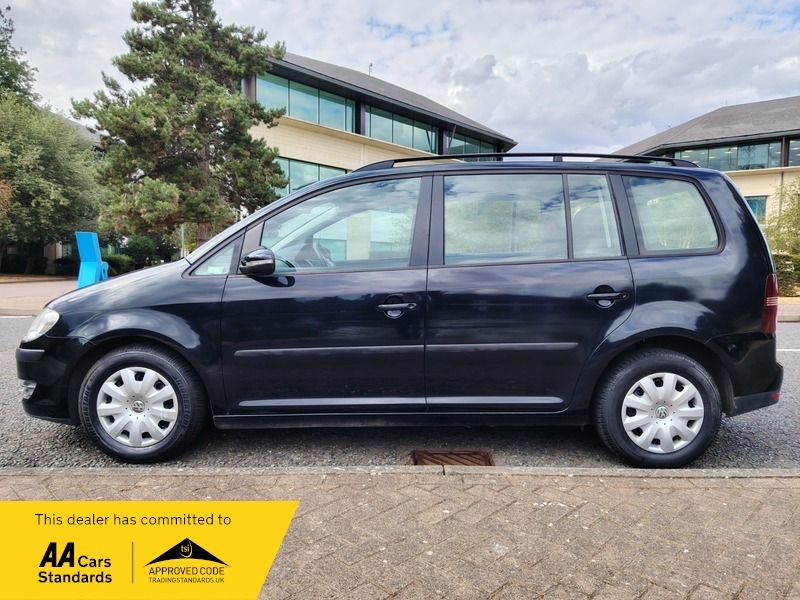Volkswagen Touran 1.9 Tdi S Mpv VE10WVF Black #4