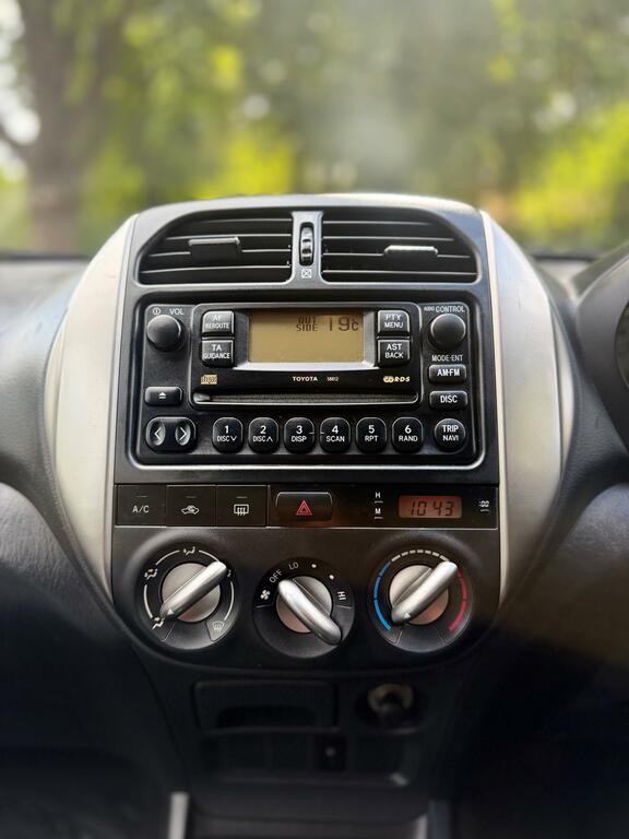 Toyota Rav 4 2.0 Vvt-i Xt3 4Wd Black #29