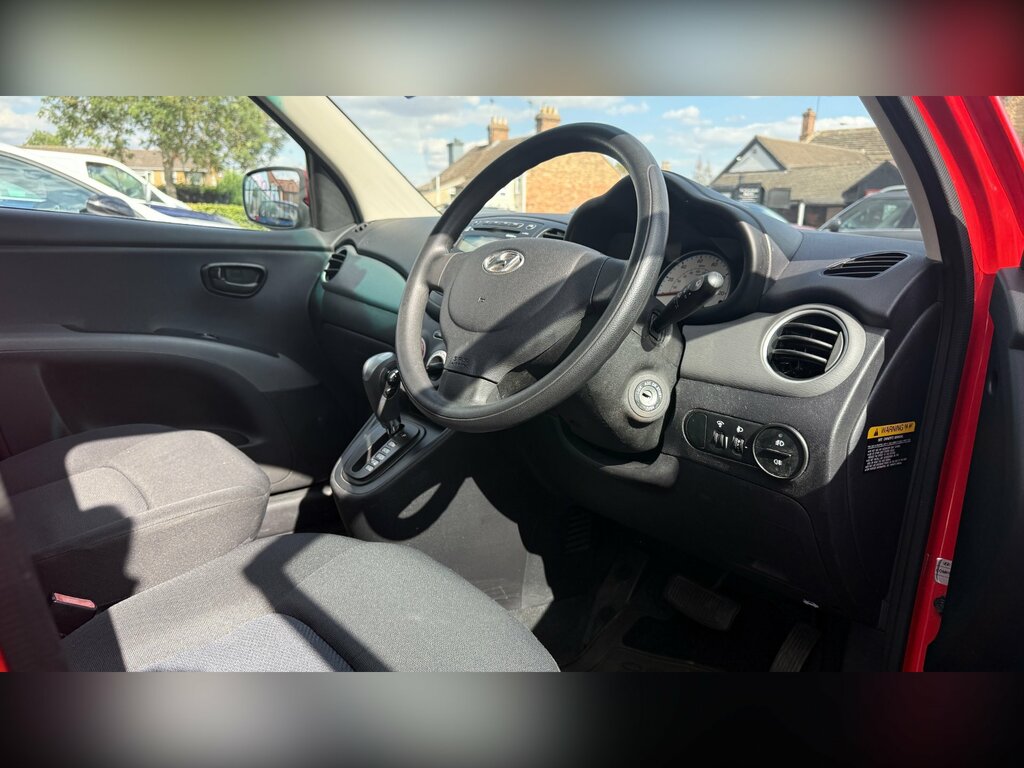 Hyundai I10 1.2 Comfort Black #14