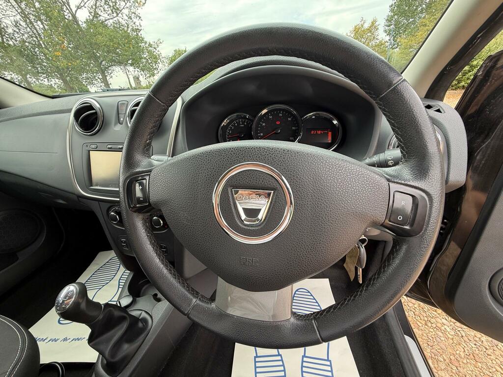 Dacia Logan Estate 0.9 Laureate Tce 90 2015 White #34