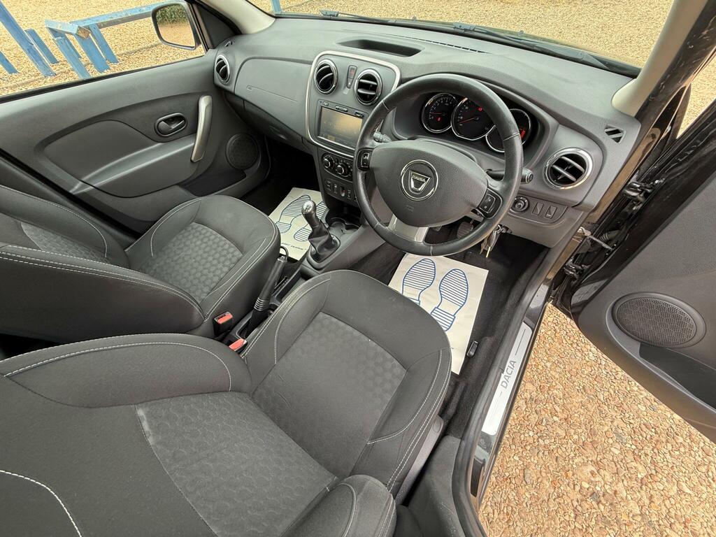 Dacia Logan Estate 0.9 Laureate Tce 90 2015 White #29