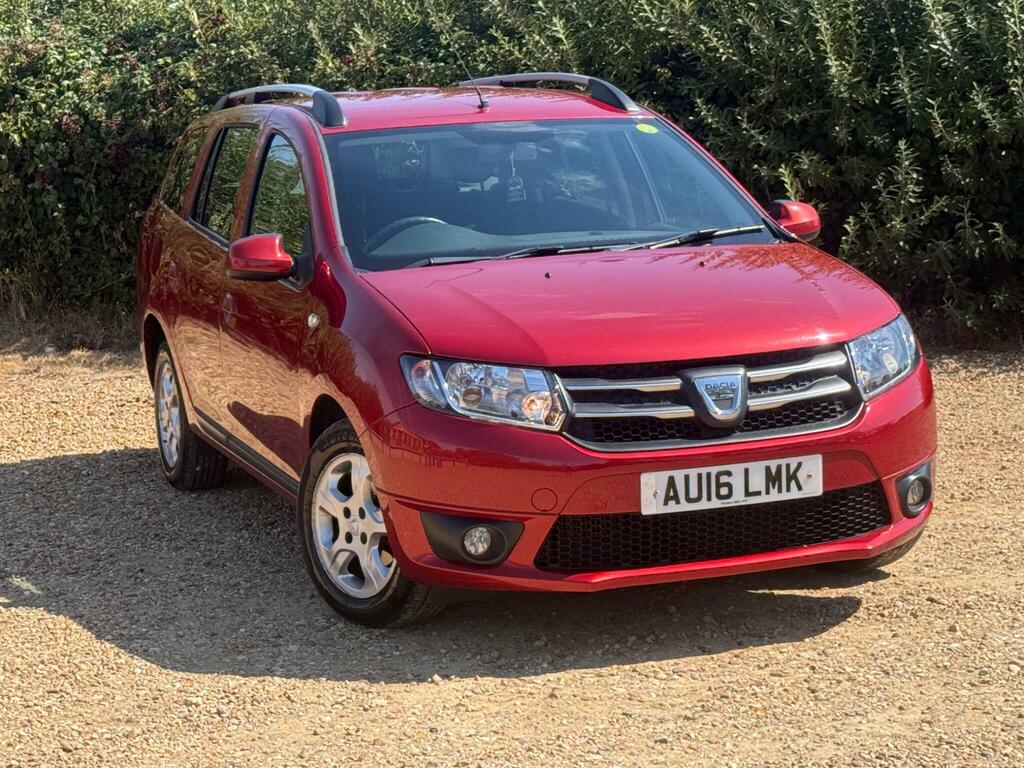 Dacia Logan Laureate Red