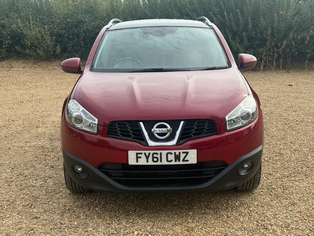 Nissan Qashqai N-tec Red #2