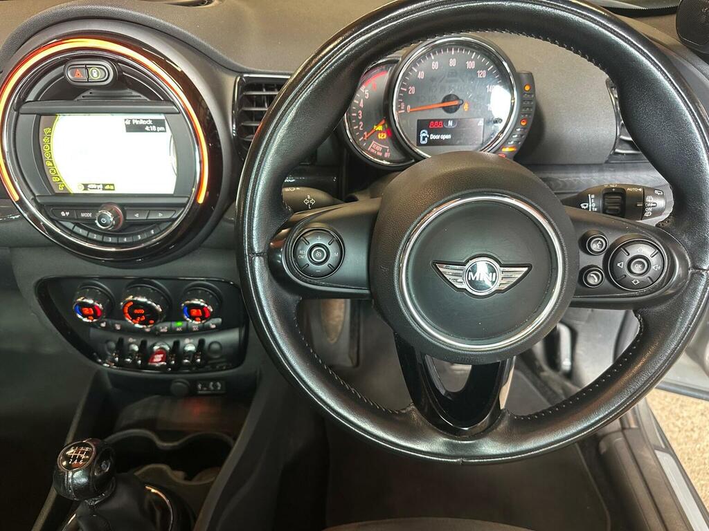 Mini Clubman 1.5 Cooper 6Dr 2016 White #11
