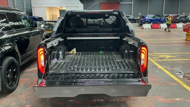 Mercedes-Benz X Class Pickup 2.3 Cdi Power 201919 Black #3