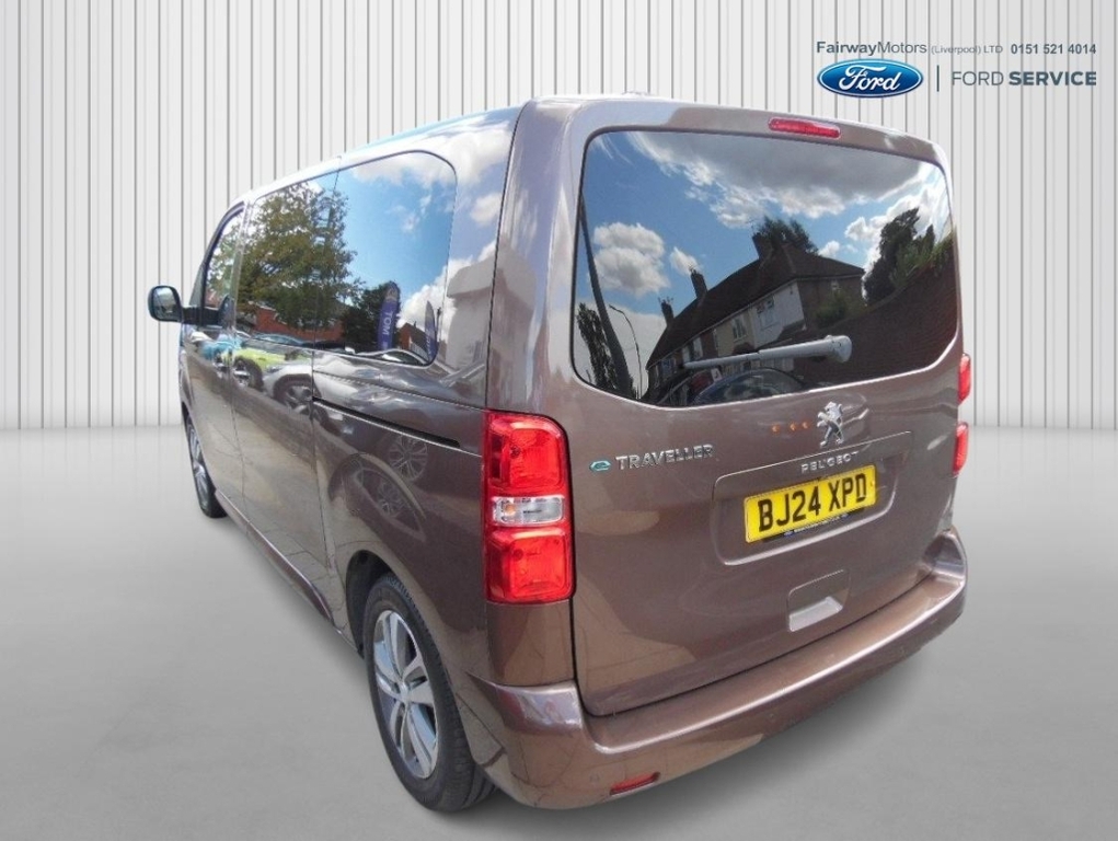Peugeot Traveller Business Vip Brown #5