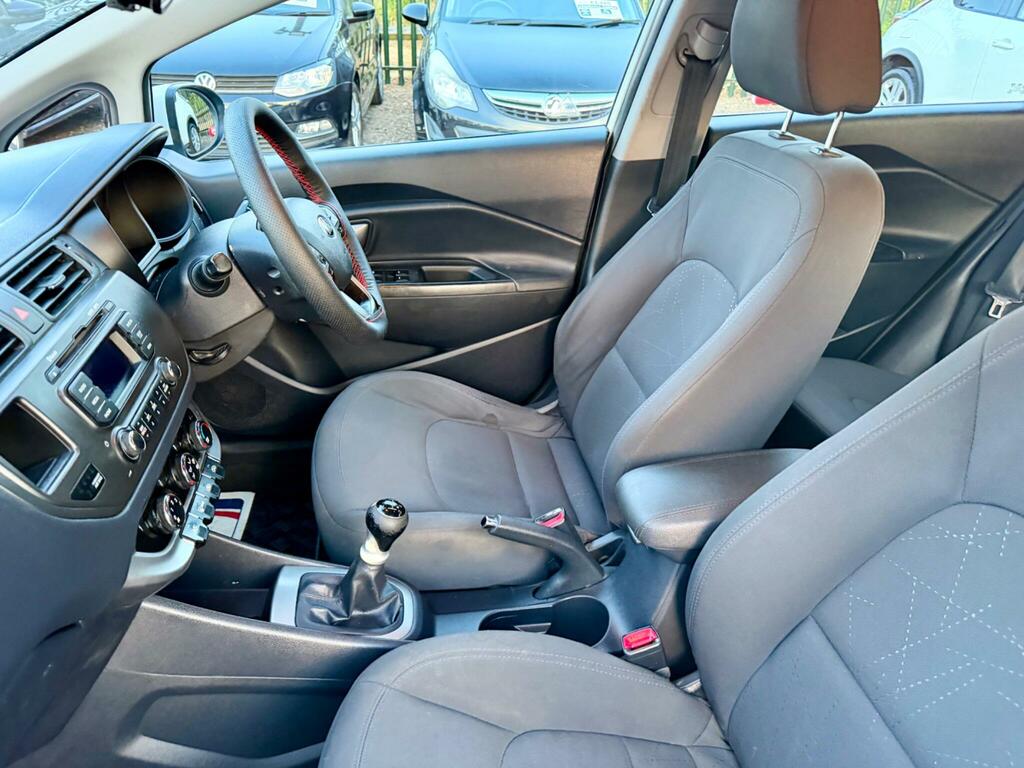 Kia RIO 1.25 2 Hatchback Euro 5 84 Bhp Blue #39