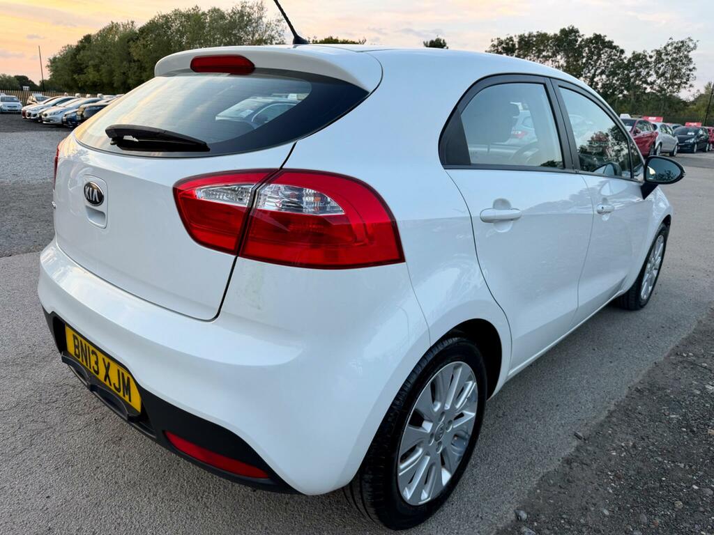 Kia RIO 1.25 2 Hatchback Euro 5 84 Bhp Blue #19