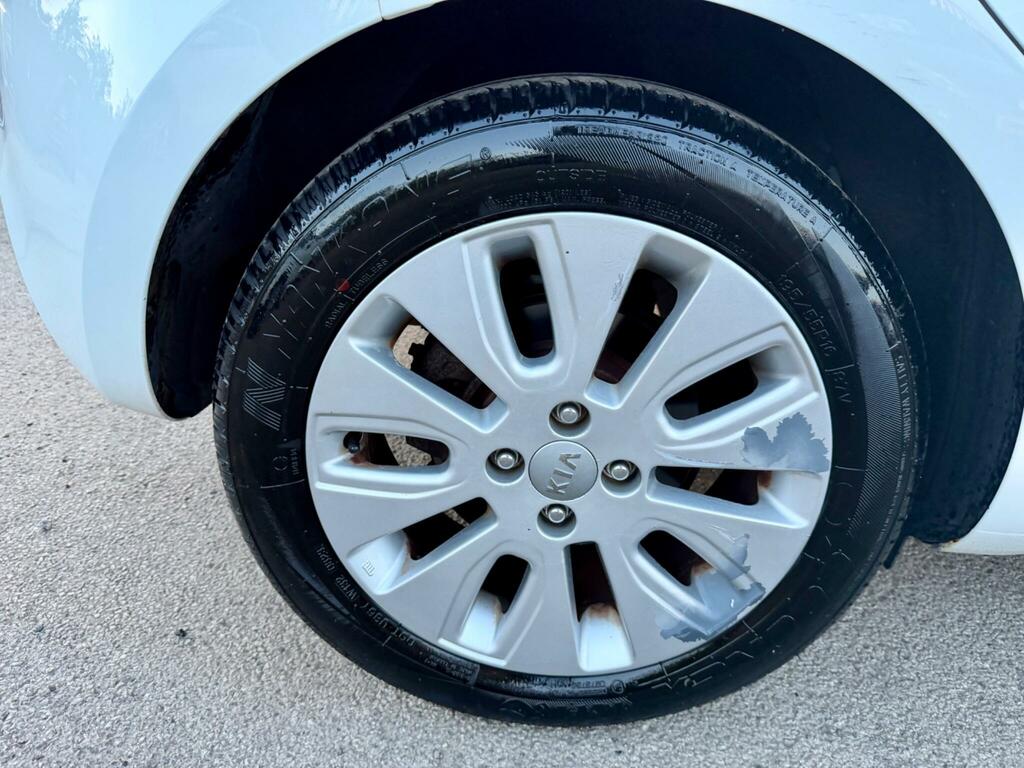 Kia RIO 1.25 2 Hatchback Euro 5 84 Bhp Blue #35