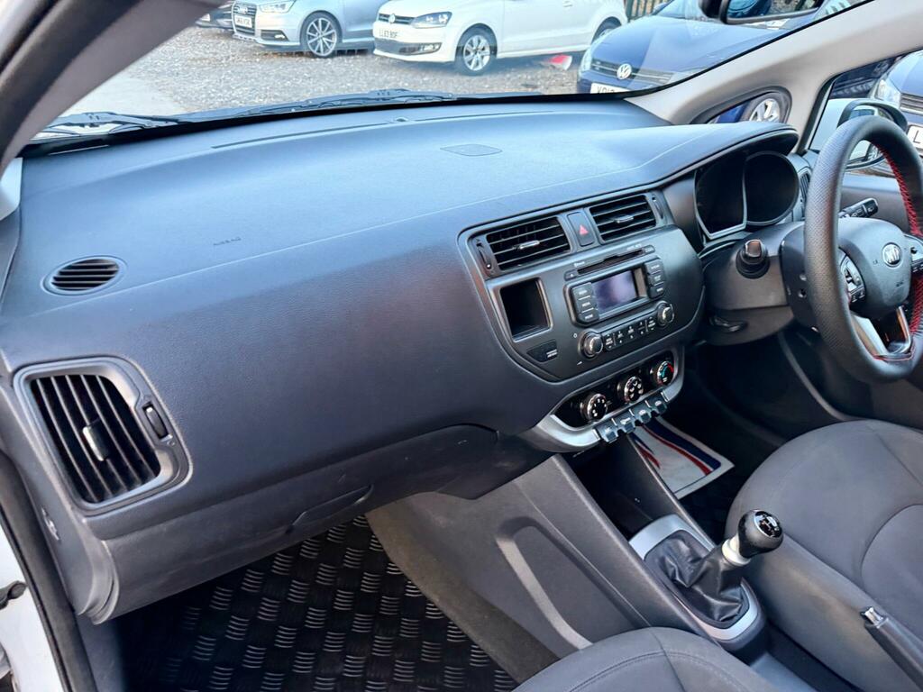 Kia RIO 1.25 2 Hatchback Euro 5 84 Bhp Blue #21