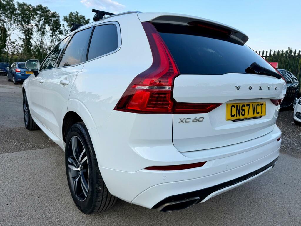 Volvo XC60 R-design White #4