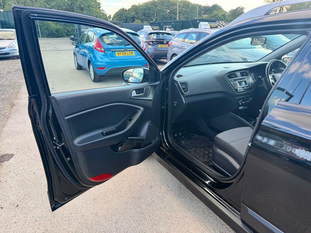 Hyundai I20 1.2 Sport Nav Grey #31