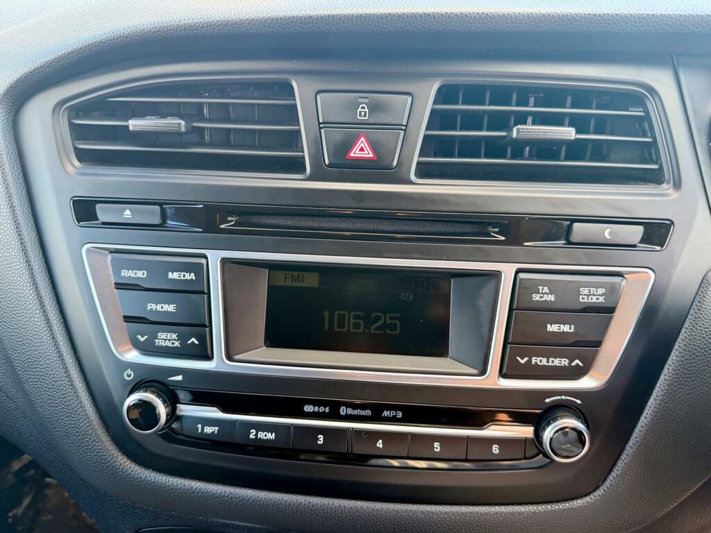 Hyundai I20 1.2 Sport Nav Grey #38