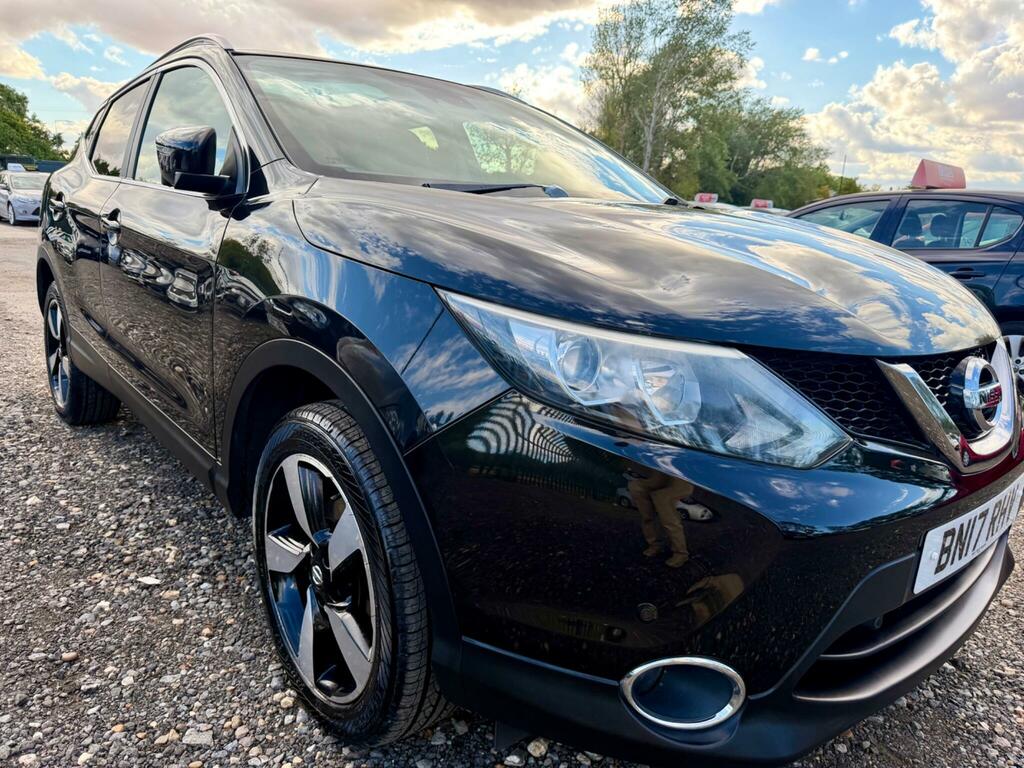 Nissan Qashqai 1.6 Dig-t N-connecta 2Wd Euro 6 Ss Black