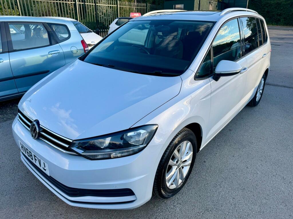 Volkswagen Touran Mpv Black #10