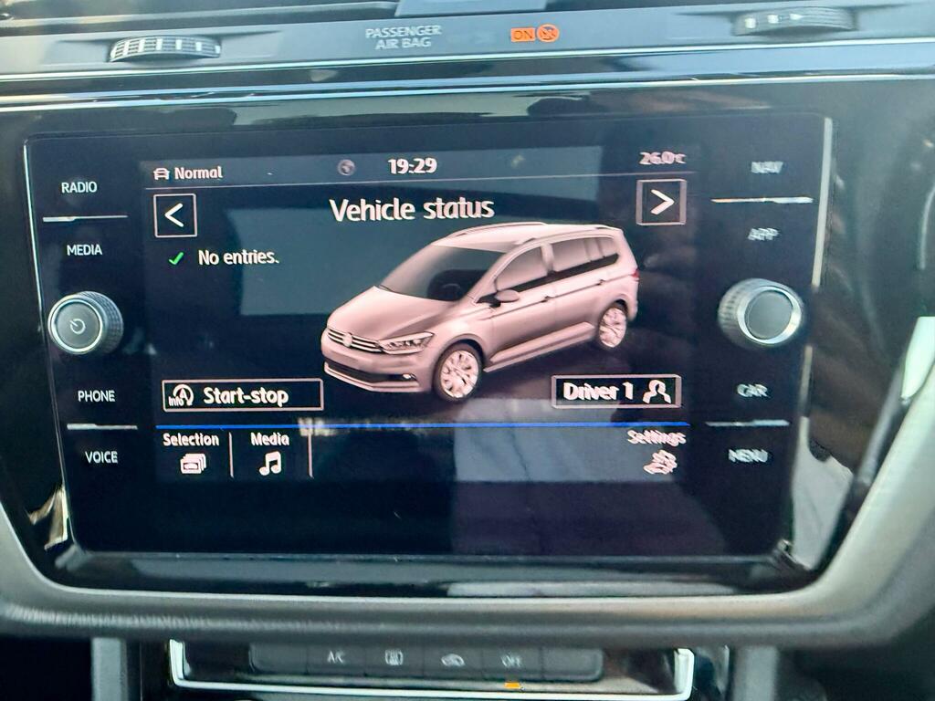 Volkswagen Touran Mpv Black #47