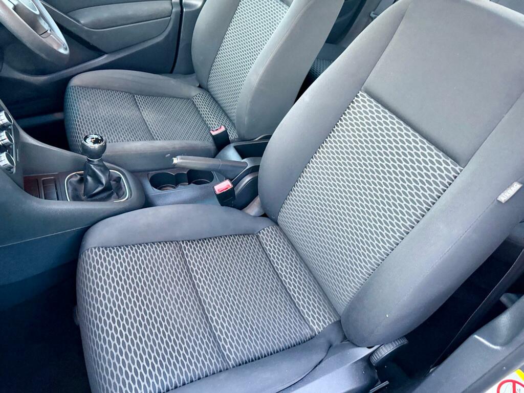 Volkswagen Golf 2.0 Tdi Gt Hatchback Euro 5 140 Blue #52