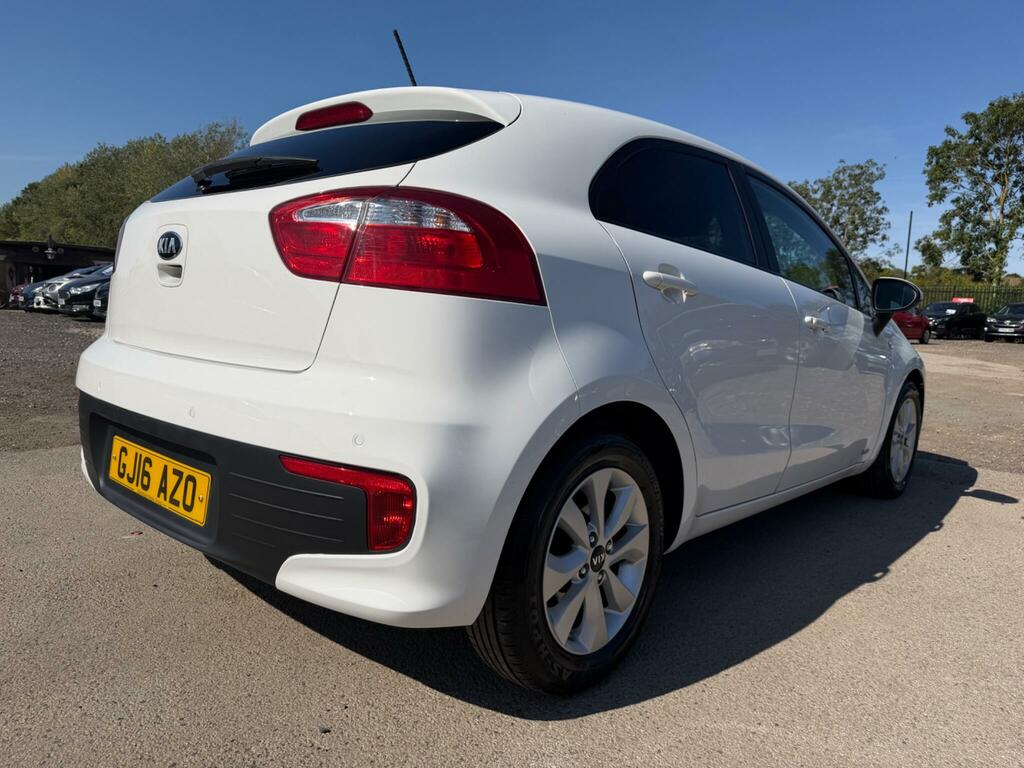 Kia RIO 1.25 Sr7 Hatchback Euro 6 84 Bh White #20