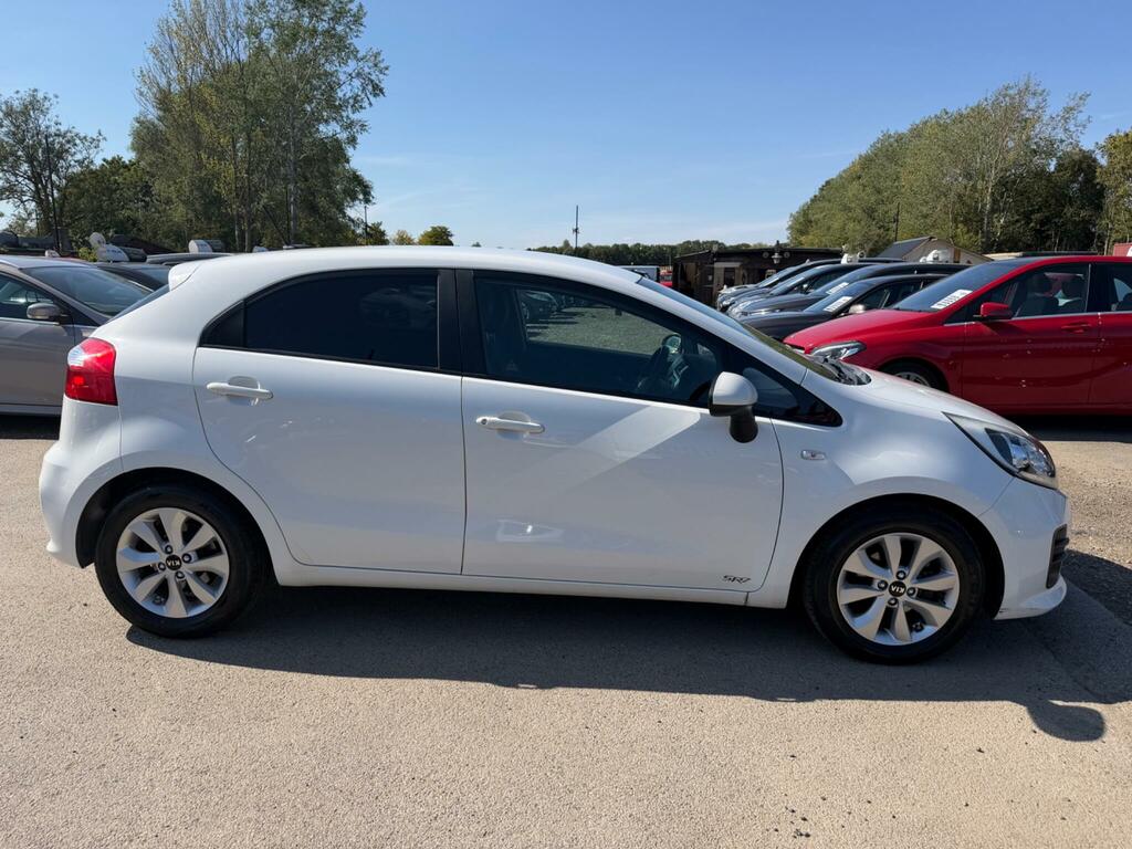 Kia RIO 1.25 Sr7 Hatchback Euro 6 84 Bh White #17