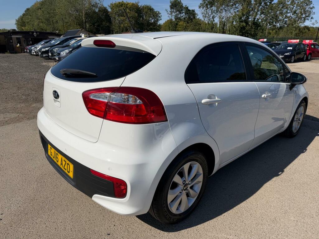 Kia RIO 1.25 Sr7 Hatchback Euro 6 84 Bh White #19