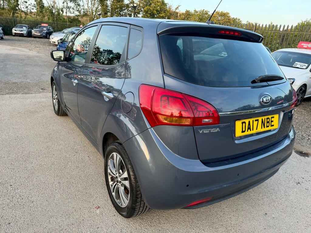Kia Venga 4 Blue #5