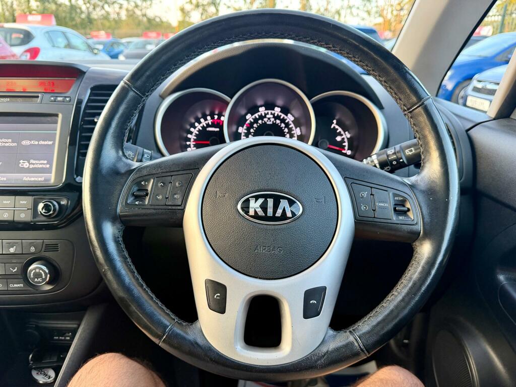Kia Venga 1.6 3 Mpv Euro 6 S S 123 Bhp Red #54