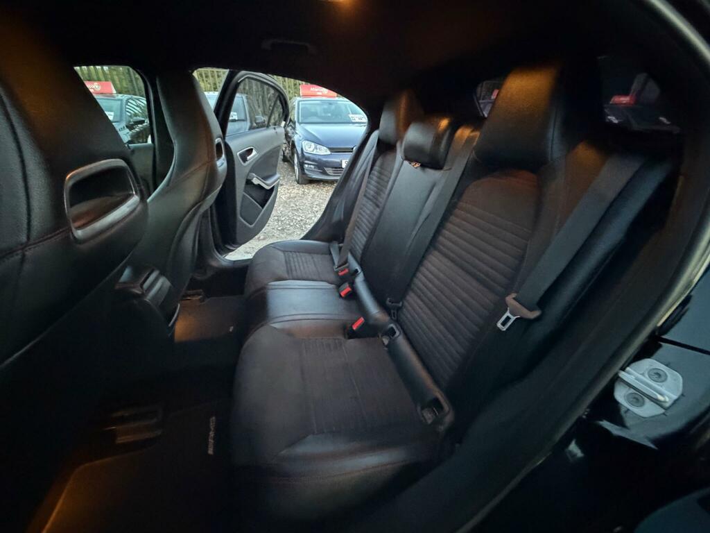 Mercedes-Benz A Class 1.6 A180 Sport Premium Plus Euro 6 Ss Black #29