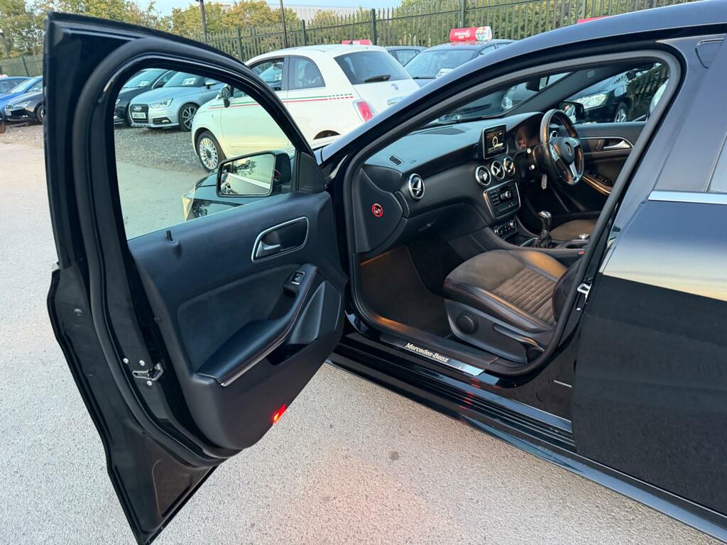 Mercedes-Benz A Class 1.6 A180 Sport Premium Plus Euro 6 Ss Black #49
