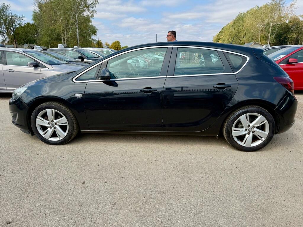 Vauxhall Astra 2.0 Turbo Cdti, Sports Tourer, 5Dr, Ma Black #14