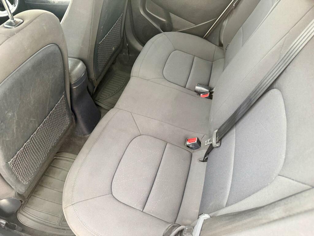 Kia RIO 1.25 1 - Motd To January 2027 35 Road Tax Low Silver #25