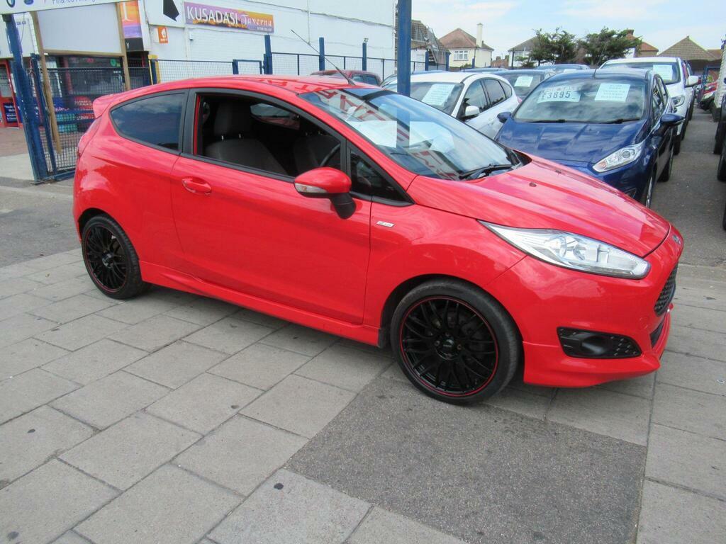 Ford Fiesta 1.0T Ecoboost St-line Euro 6 S S Red