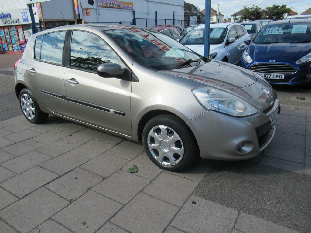 Renault Clio Estate 1.2 16V Dynamique Sport Tourer 200909 Black #3