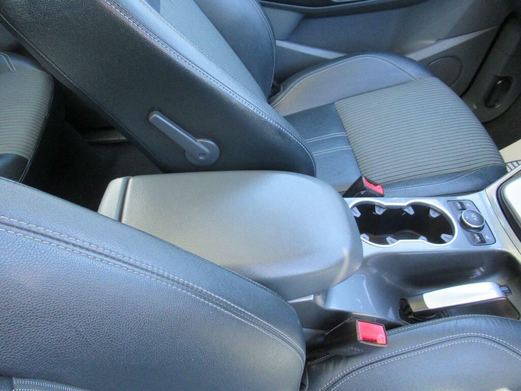 Ford C-Max 1.6 Tdci Zetec Mpv Euro 5 115 P  #26