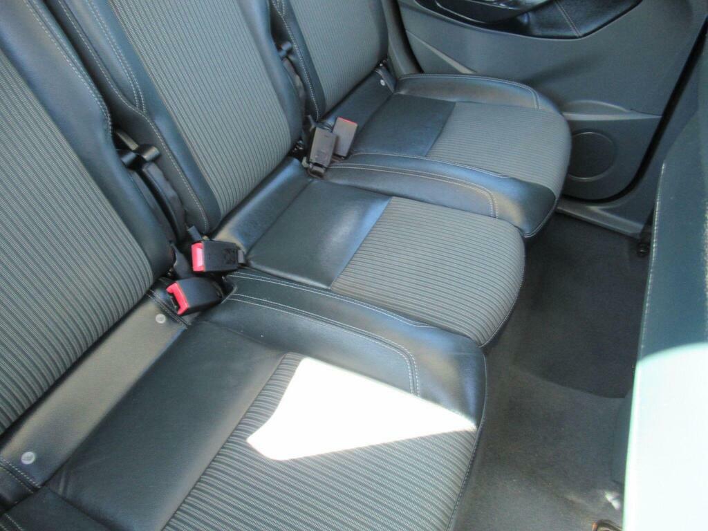 Ford C-Max 1.6 Tdci Zetec Mpv Euro 5 115 P  #24
