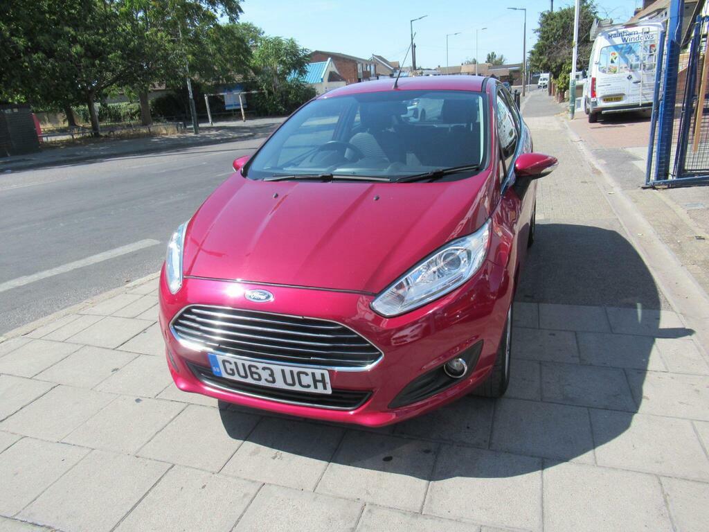 Ford Fiesta 1.6 Zetec Powershift Euro 5 GU63UCH Red #5