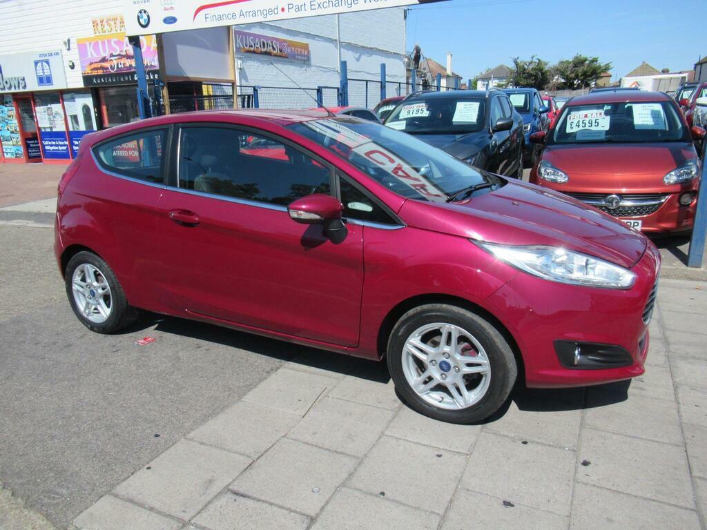 Ford Fiesta 1.6 Zetec Powershift Euro 5 Red