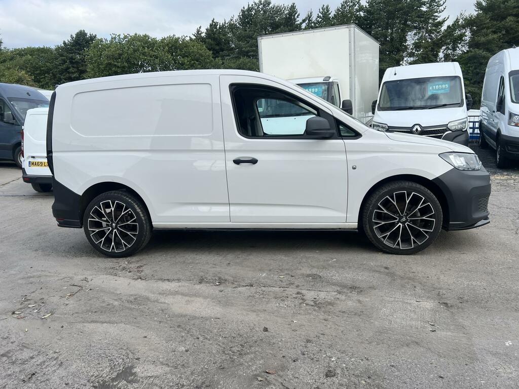 Volkswagen Caddy Commerce White #3
