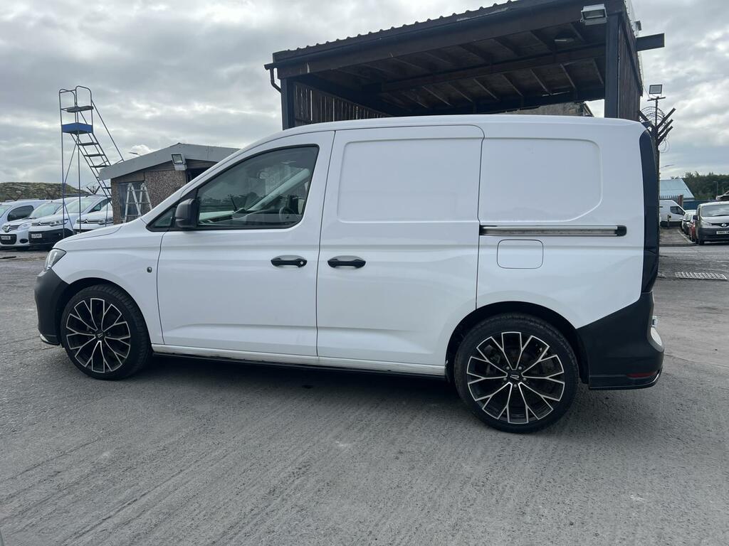 Volkswagen Caddy Commerce White #6