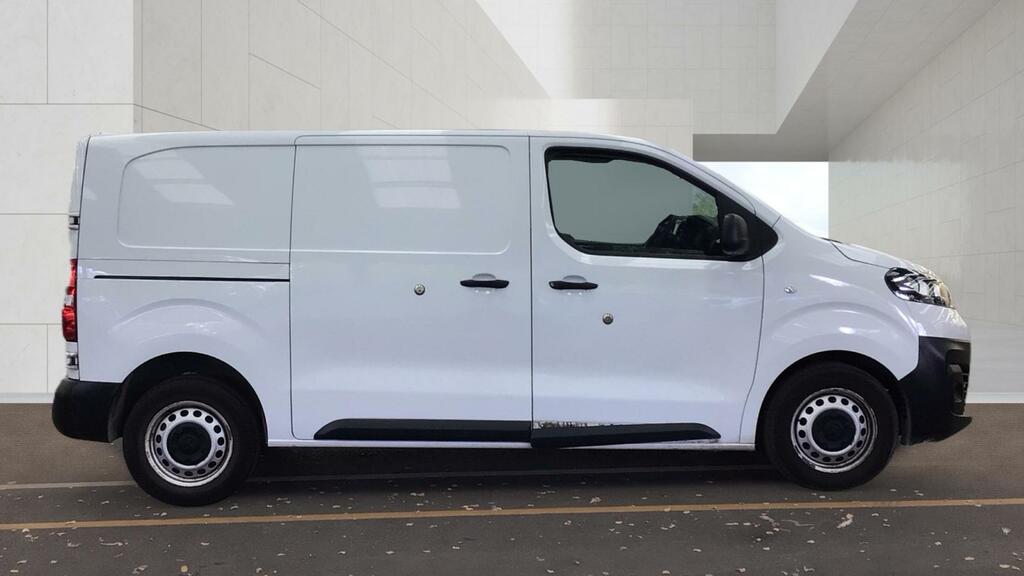 Vauxhall Vivaro Prime White #2