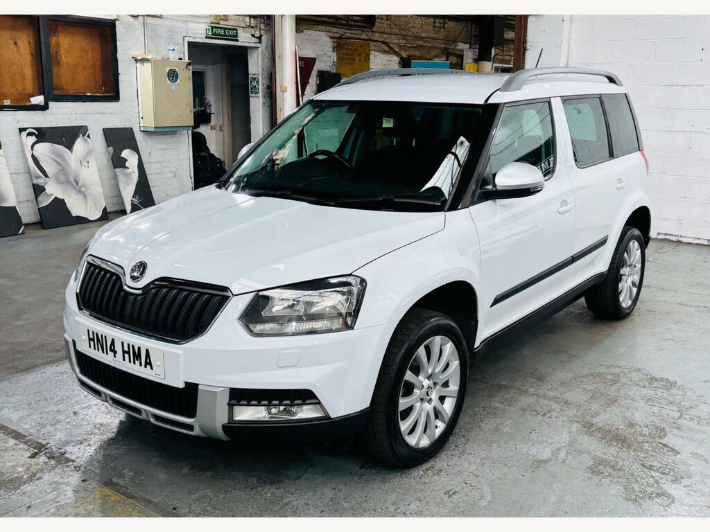 Skoda Yeti 1.2 Tsi Se Outdoor Dsg Euro 5 White #3