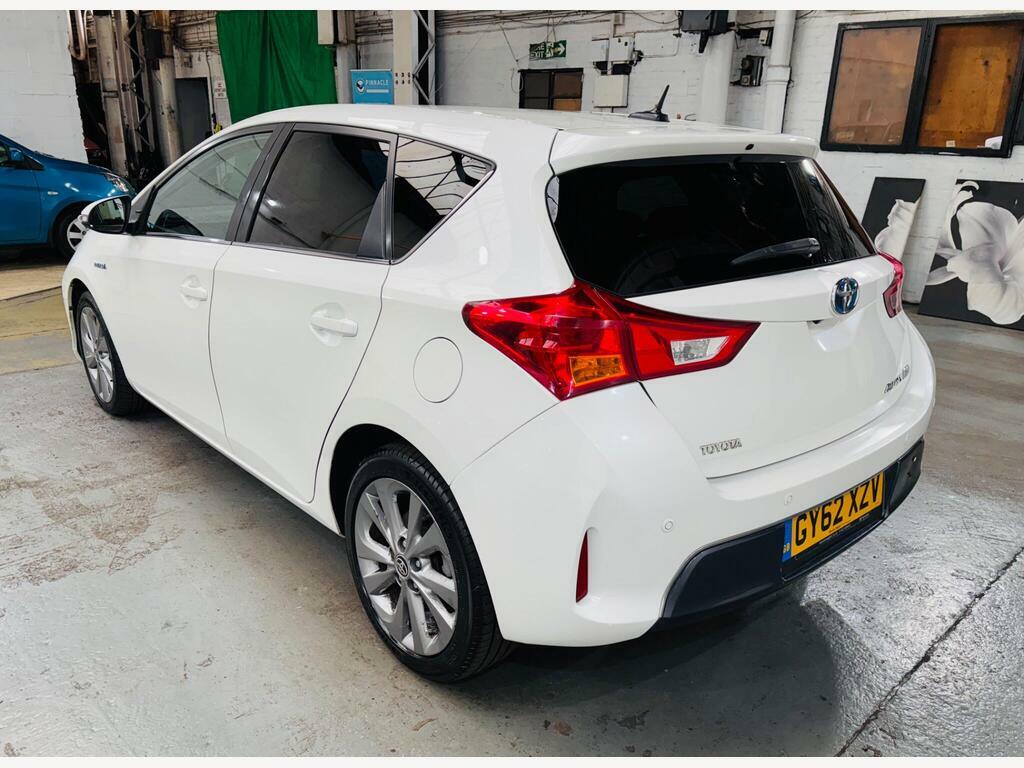 Toyota Auris 1.8 Vvt-h Excel Cvt Euro 5 S S White #6