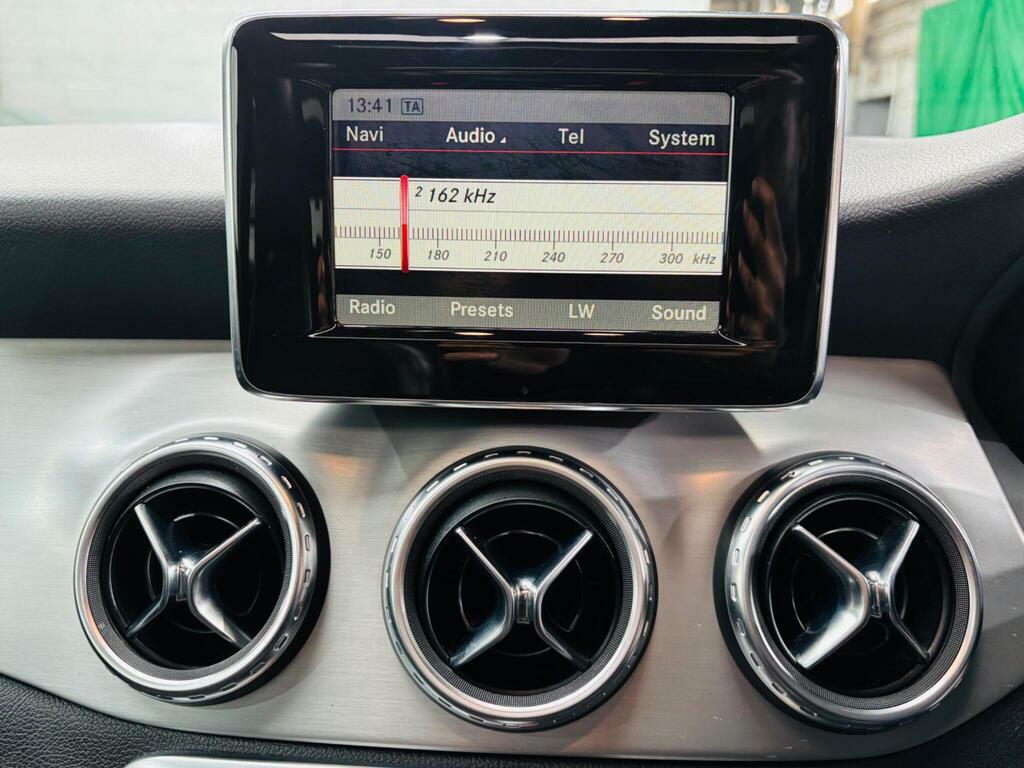 Mercedes-Benz GLA Class 2.1 Gla200 Cdi Amg Line Euro 6 Ss Grey #22