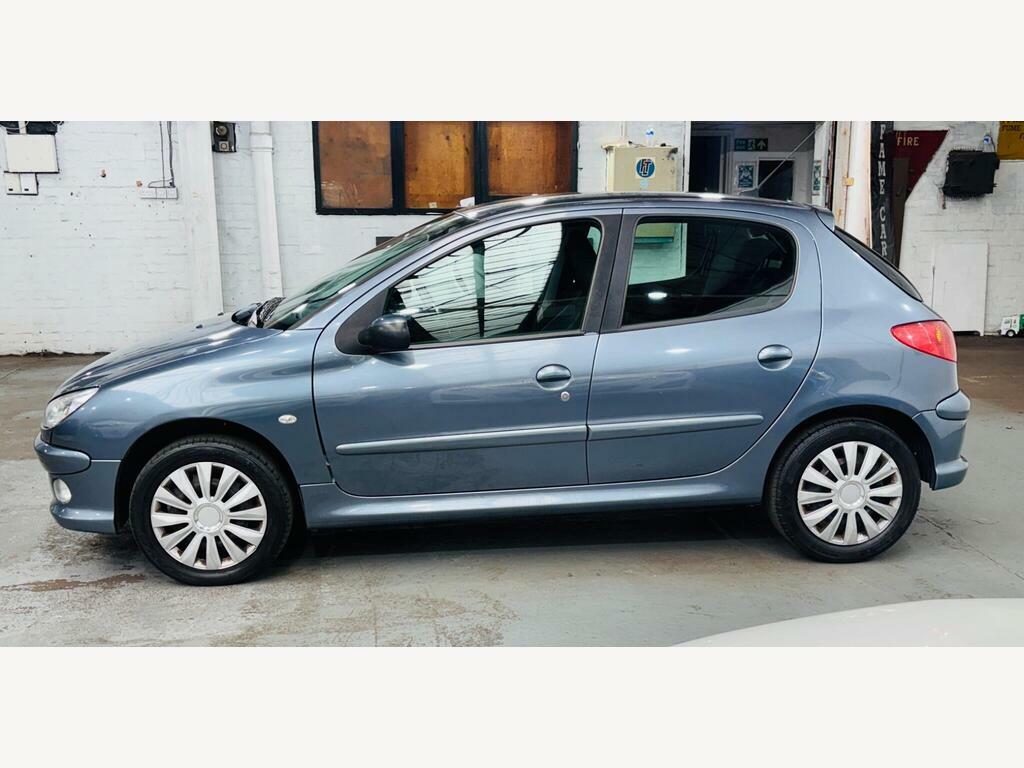 Peugeot 206 Hatchback 1.4 Hdi Look 200757 Silver #7